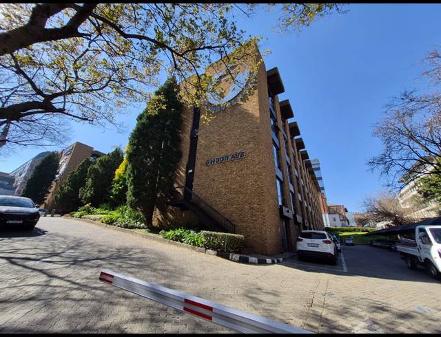 100M² OFFICE TO LET IN ROSEBANK